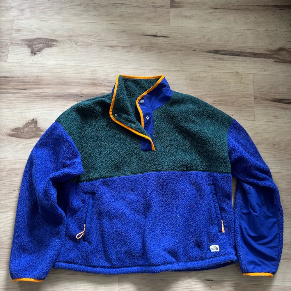 The North Face Teal Fleece Pullover